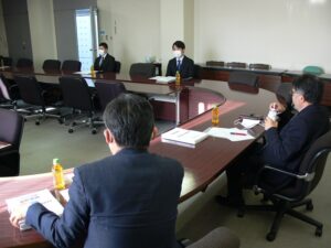 座談会の様子２