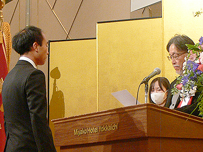 令和5年度四日市大学学位記授与式