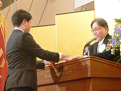 令和5年度四日市大学学位記授与式